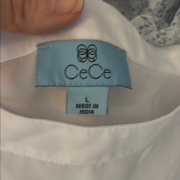 NWT CeCe White Flutter Sleeve Yoke Detail Dress lined - Picture 9 of 9